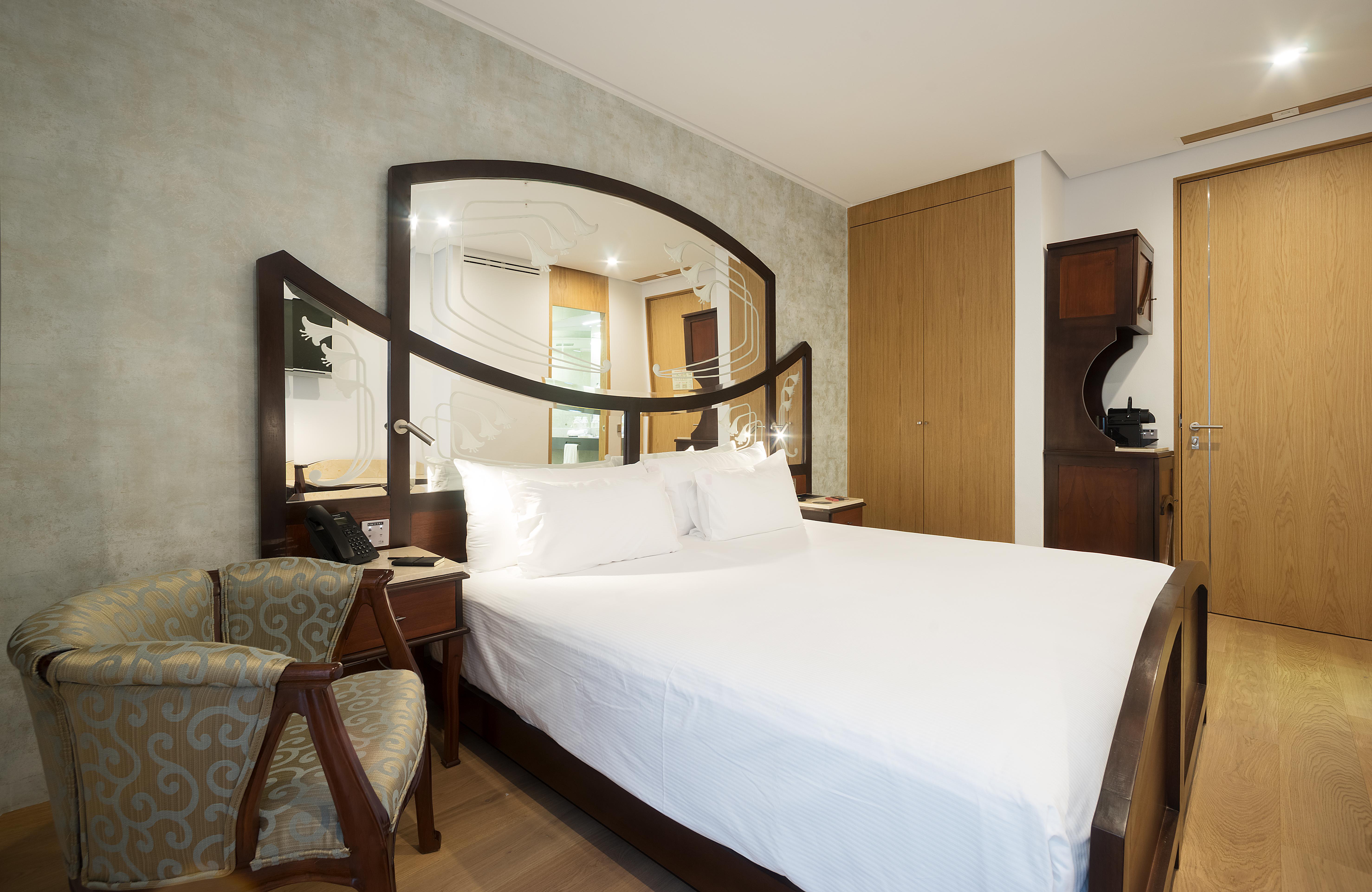 ไอค่อน กาโซนา 1900 บายเปอตี พาเลซ Hotel มาดริด ภายนอก รูปภาพ
