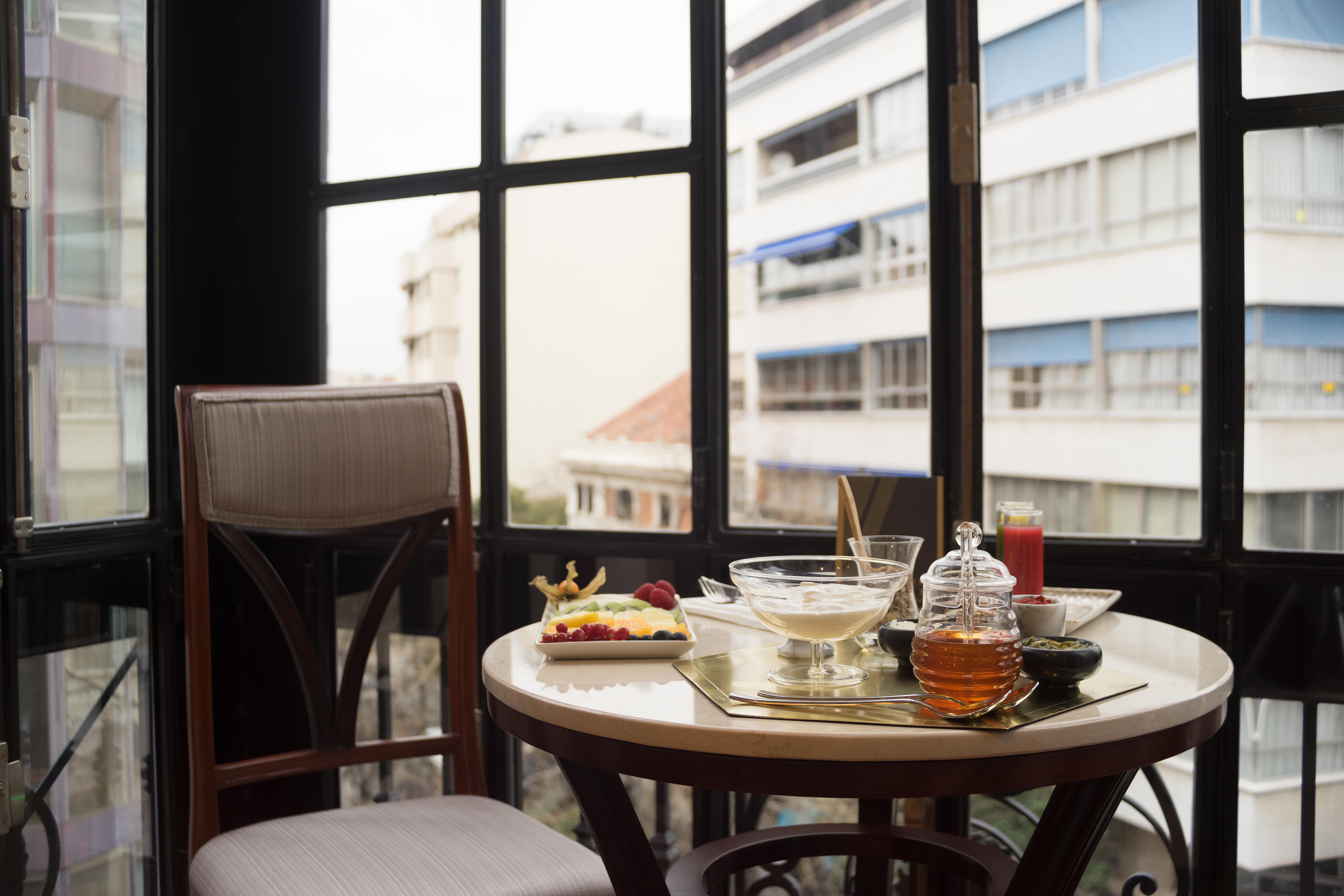 ไอค่อน กาโซนา 1900 บายเปอตี พาเลซ Hotel มาดริด ภายนอก รูปภาพ